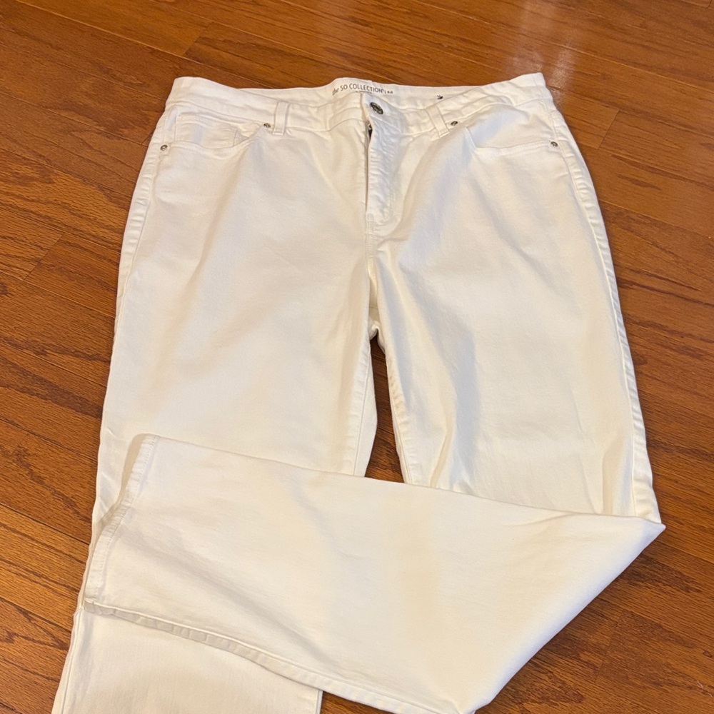 The SO Collection by Chico's Pure White Straight Leg Jeans